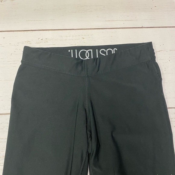 Nike Cropped Dri-Fit Capri Leggings - Picture 5 of 14